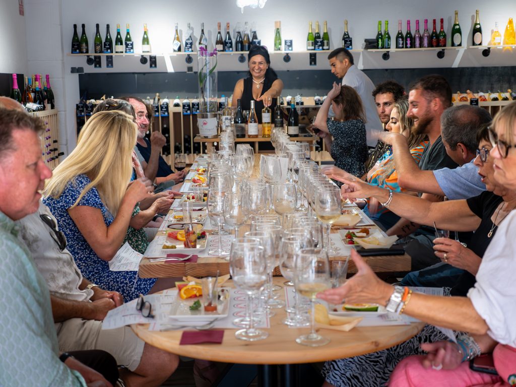 marthas vineyard wine tastings
